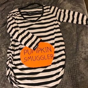 Pumpkin smuggler! Maternity top.